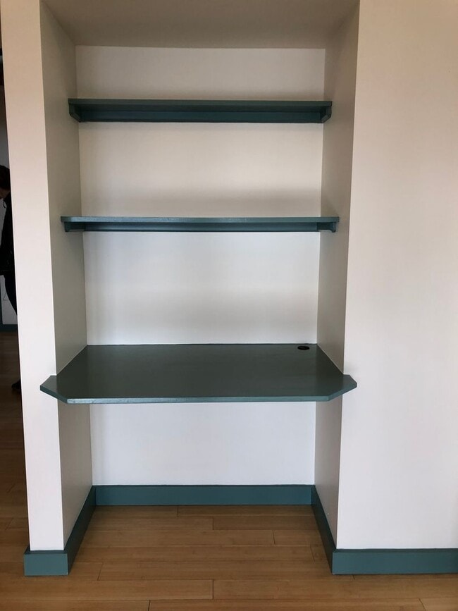 Building Photo - White Sulphur, LLC 165