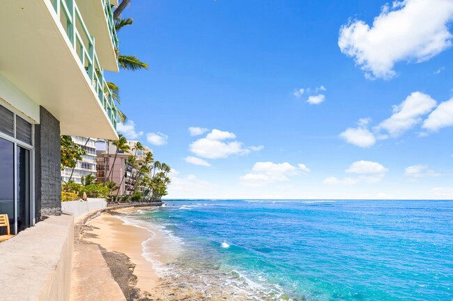 Building Photo - Diamond Head Ambassador