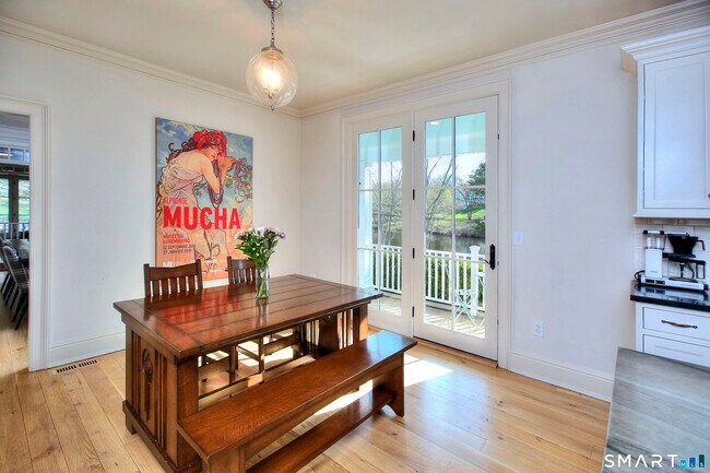 Building Photo - 37 Beaver Brk Rd