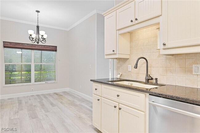 Building Photo - 10740 Bahia Terrado Cir