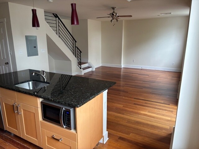 Building Photo - 3426 Conrad St