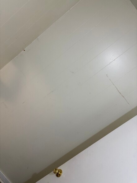 Building Photo - 3639 Castle Ridge Rd