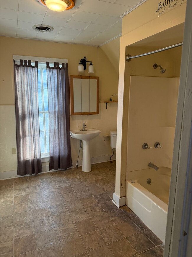 Building Photo - Abilene, KS home for rent