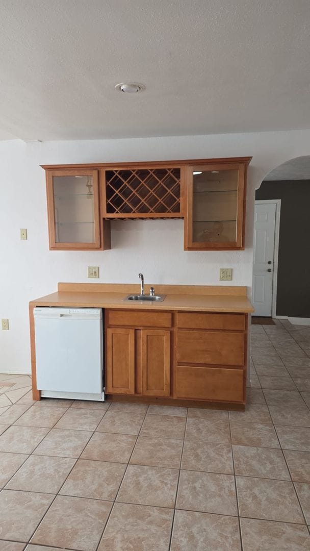 Building Photo - HOME FOR RENT IN ANTHONY TEXAS