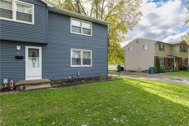 Building Photo - 87 Moxon Dr