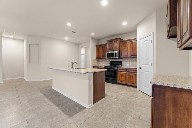 Building Photo - 6621 Hall of Fame Blvd