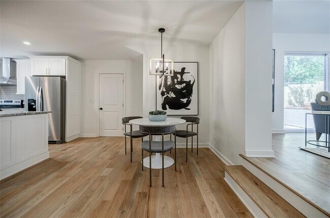 Building Photo - 3154 N Druid Hills Rd