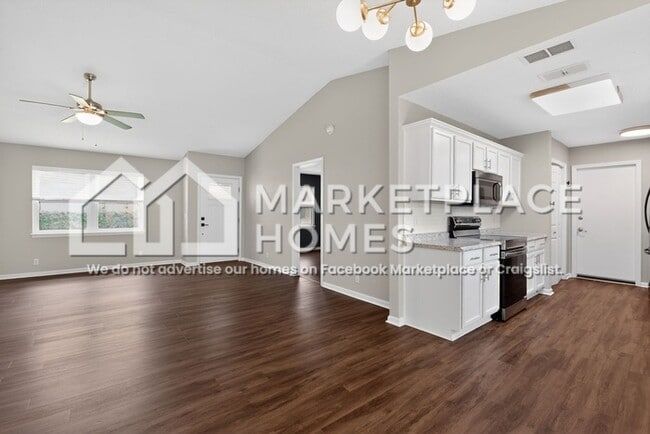 Building Photo - 114 Oak Ct