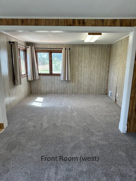 Building Photo - 28278 U.S. Rte 2
