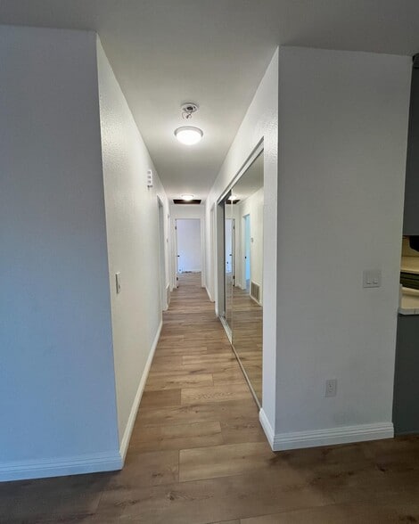 Building Photo - 4433 Logan Ave