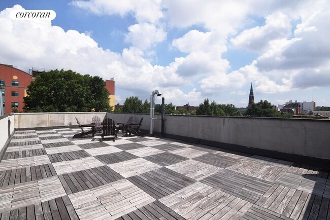 Building Photo - 838 Herkimer St