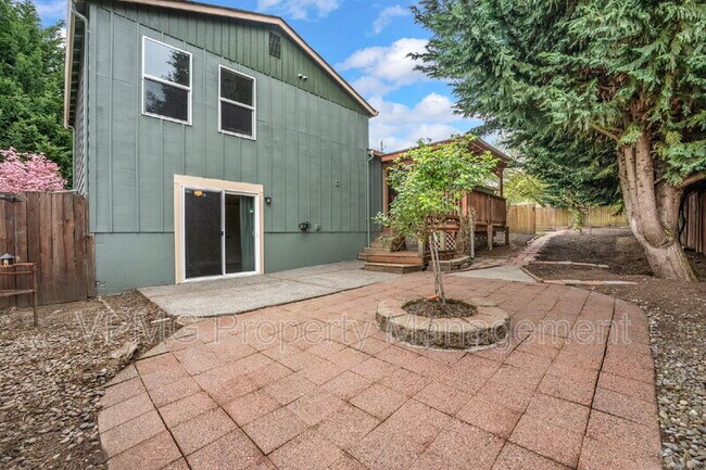 Building Photo - 16704 NE 29th Ave