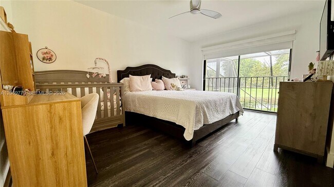 Building Photo - 9825 Costa Del Sol Blvd