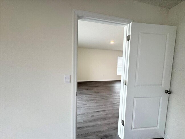 Building Photo - 36015 Sunflower Hl Dr