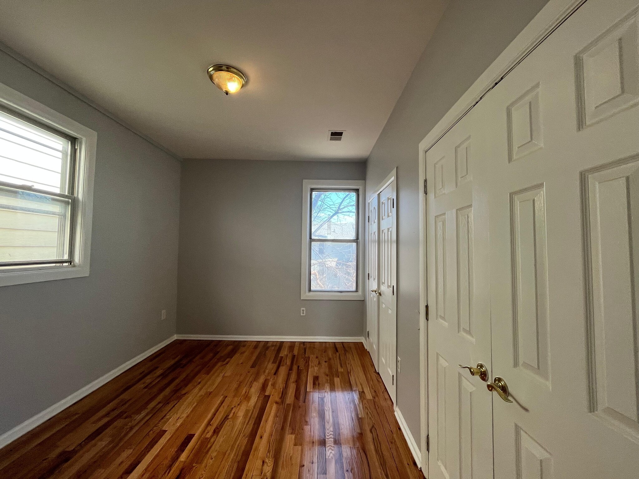 Building Photo - 50 Gates Ave