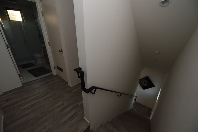 Building Photo - 1509 Cabrillo Ave