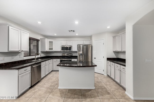 Building Photo - 10046 W Veliana Way