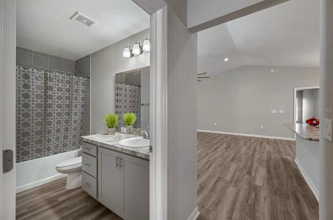 Building Photo - 378 Pentas Ln