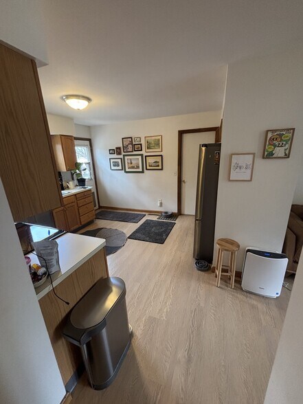 Building Photo - 101 Serif Ln