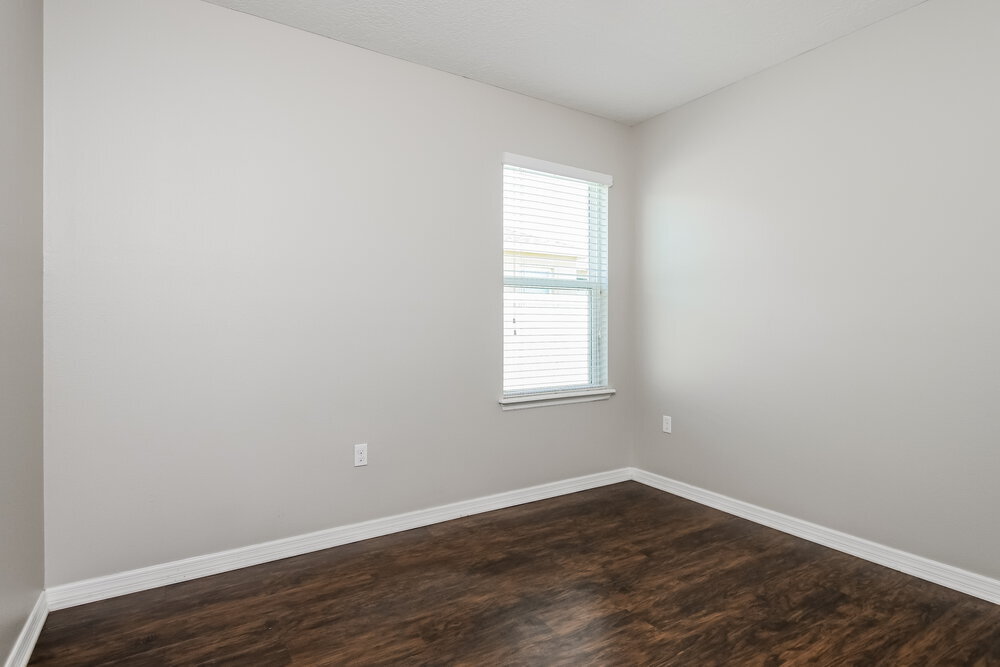 Building Photo - 5025 Brenton Manor Ave