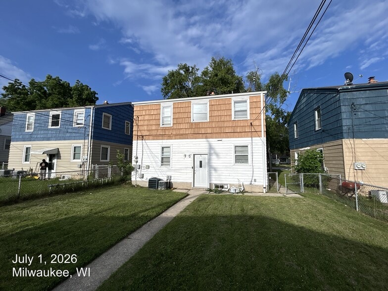 Building Photo - 3223 N 84th St