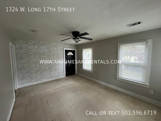 Building Photo - 1324 W Long 17th St