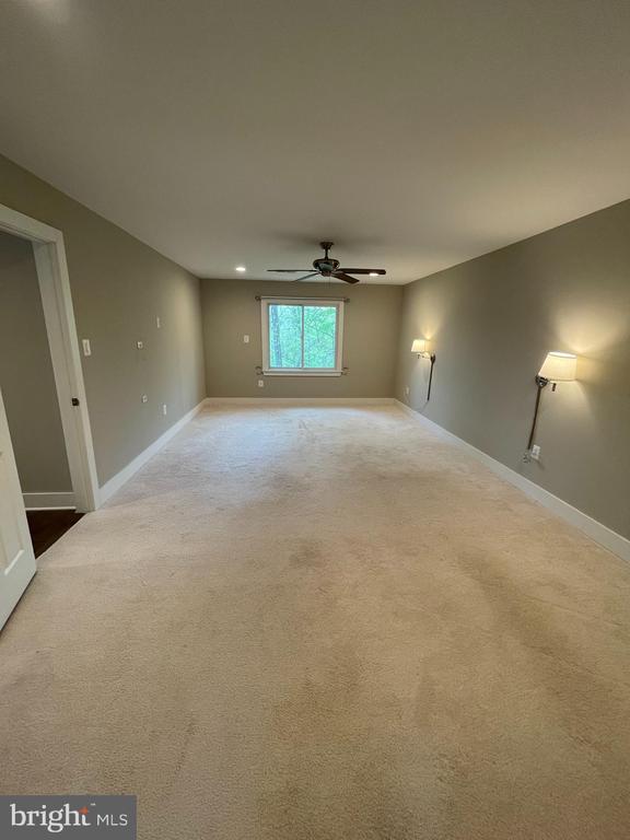 Building Photo - 3428 Reedy Dr