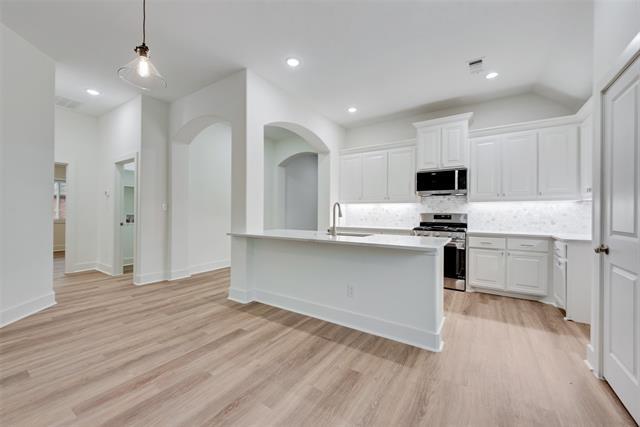 Building Photo - 4703 Sephora Dr