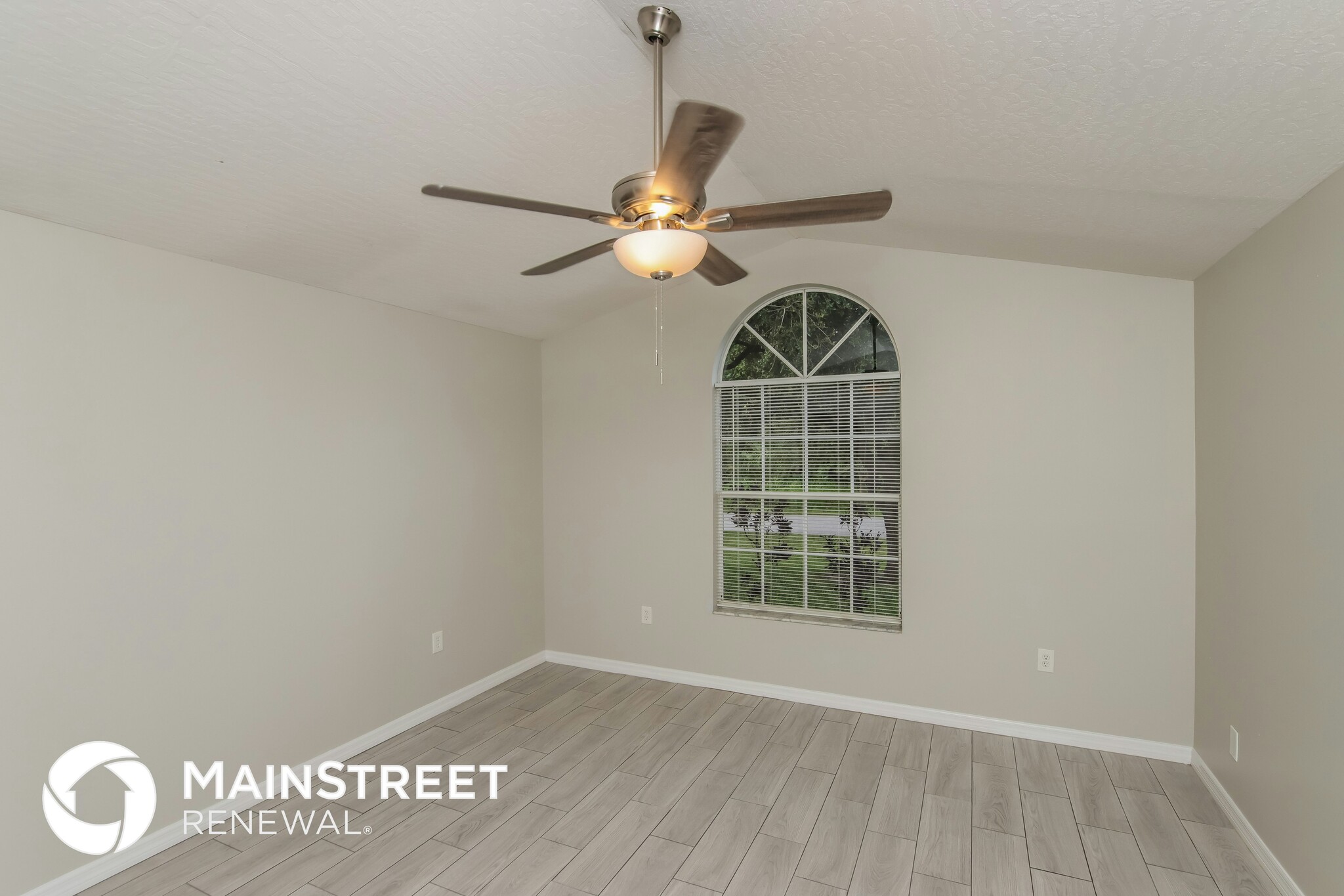 Building Photo - 874 Altona St NW