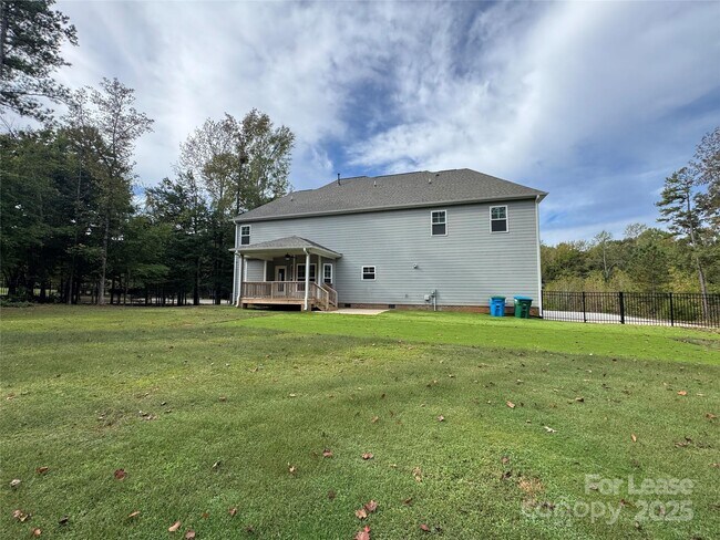 Building Photo - 3011 Waxhaw Crossing Dr