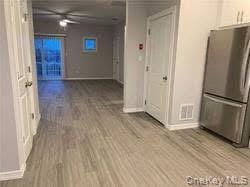 Building Photo - 580 W Montauk Hwy