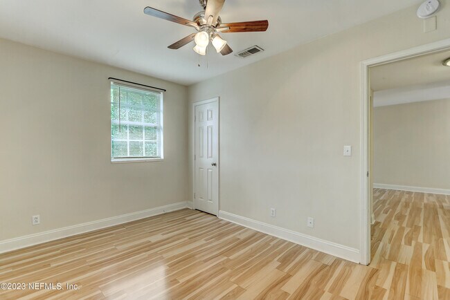 Building Photo - 1611 Stockton St
