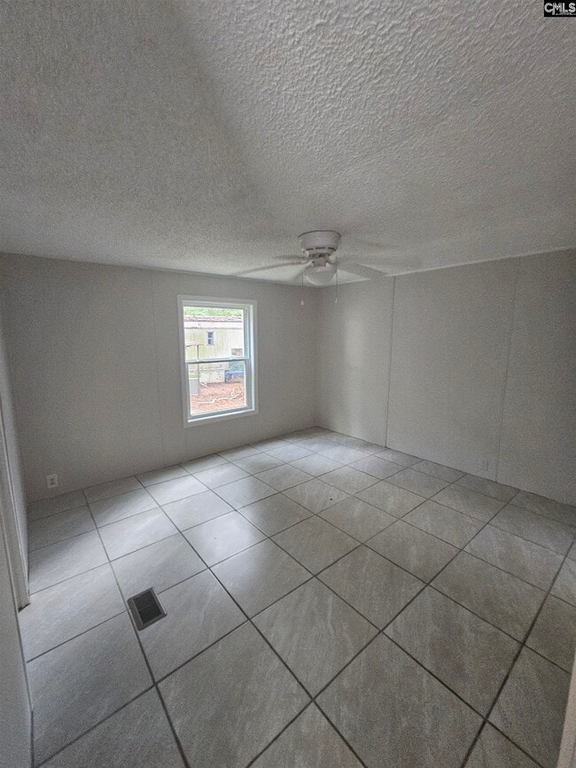 Building Photo - 4012 Mineral Springs Rd