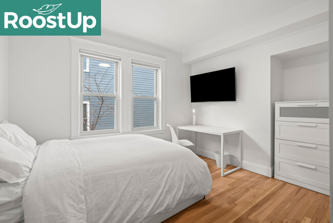 Building Photo - New RoostUp Furnished Private Bedroom near...