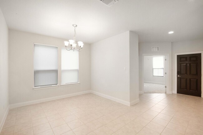 Building Photo - 148 Isabella Wy