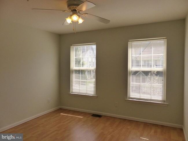 Building Photo - 1206 Wharton Rd