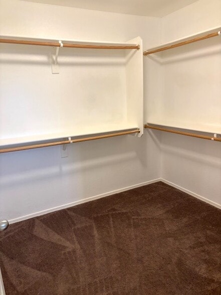 Building Photo - 2893 N Claire Dr