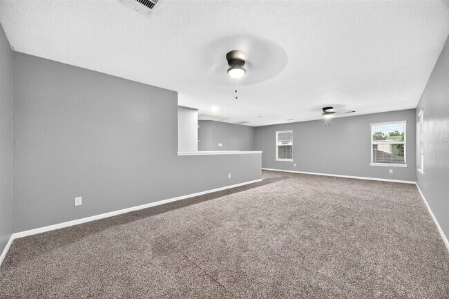 Building Photo - 20722 Fair Castle Dr