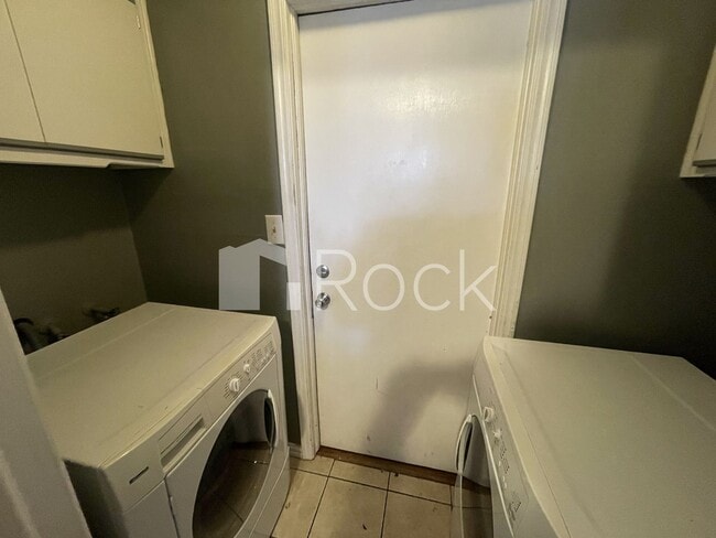 Building Photo - 3 bedroom/2 bathroom home in Moore Schools