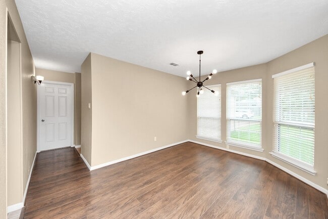 Building Photo - 3834 Carya Cir