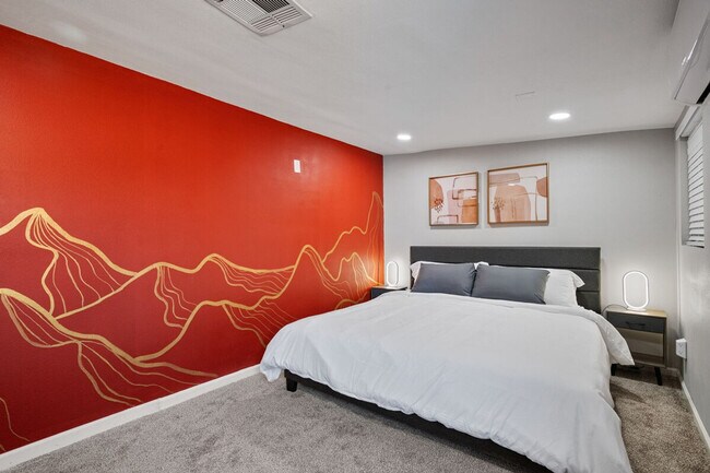 Building Photo - 4117 W Virginia Ave