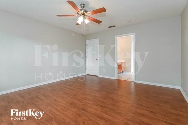 Building Photo - 12880 Kelsey Island Dr