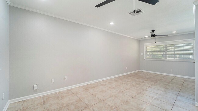 Building Photo - 4537 Sanford Rd