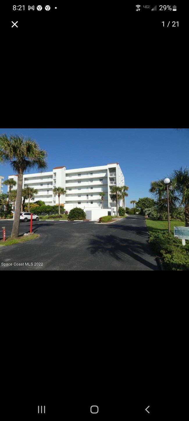 Building Photo - 1555 N Hwy A1A