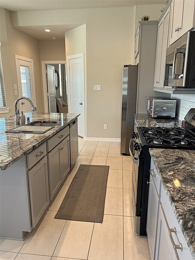 Building Photo - 16303 Tawny Emperor Dr