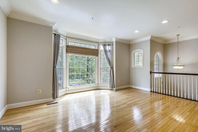 Building Photo - 10555 Tuckerman Heights Cir