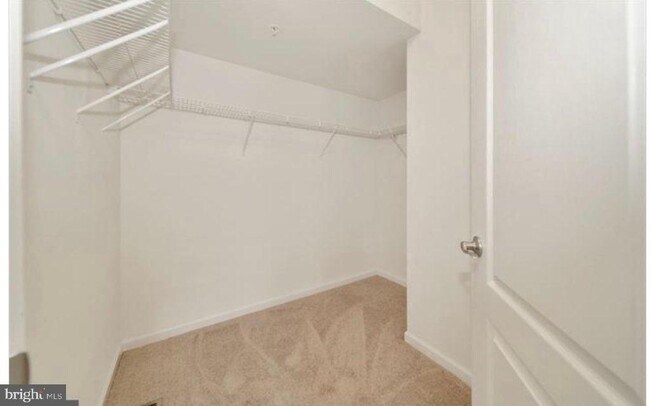 Building Photo - 12815 Sutherby Ln