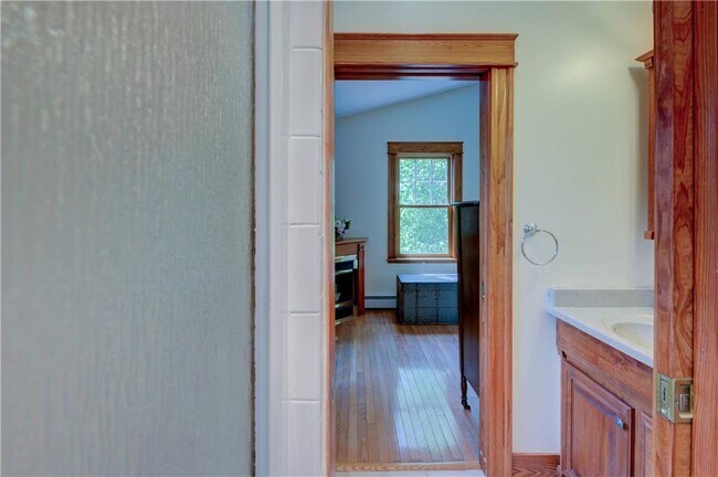 Building Photo - 127 Foote St