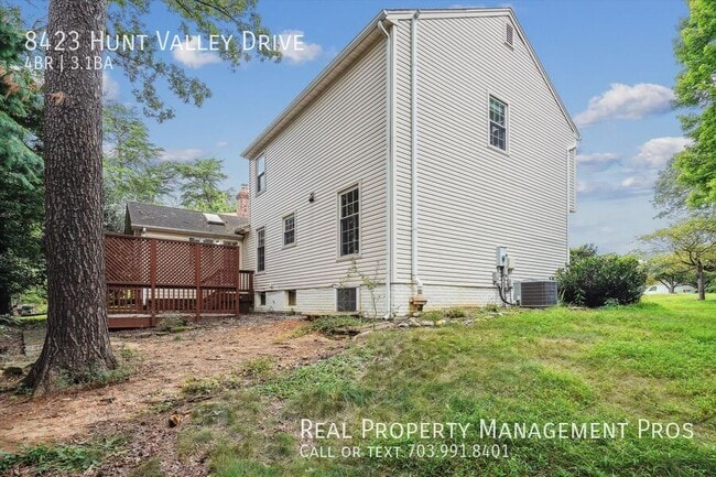 Building Photo - 8423 Hunt Valley Dr