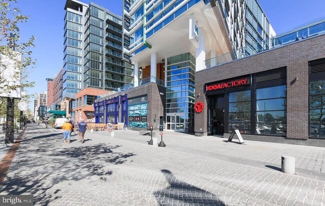 Building Photo - 1311 Delaware Ave SW
